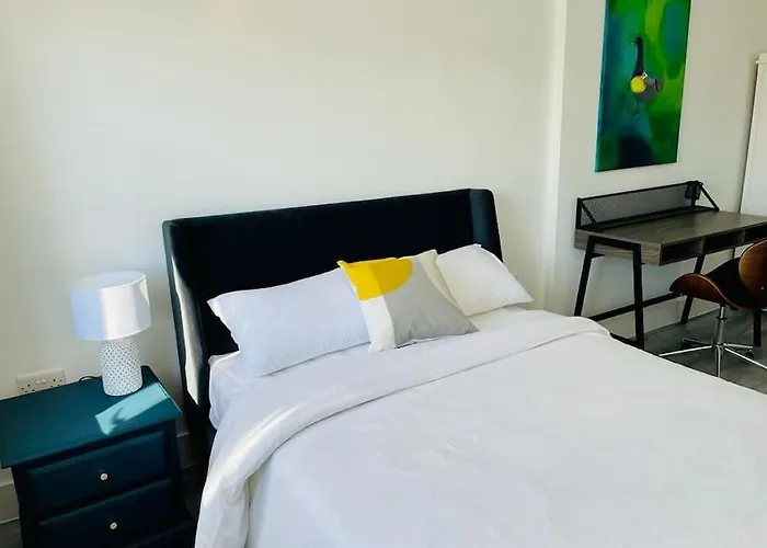 Stunning Huge Openplan 2Bed Flat