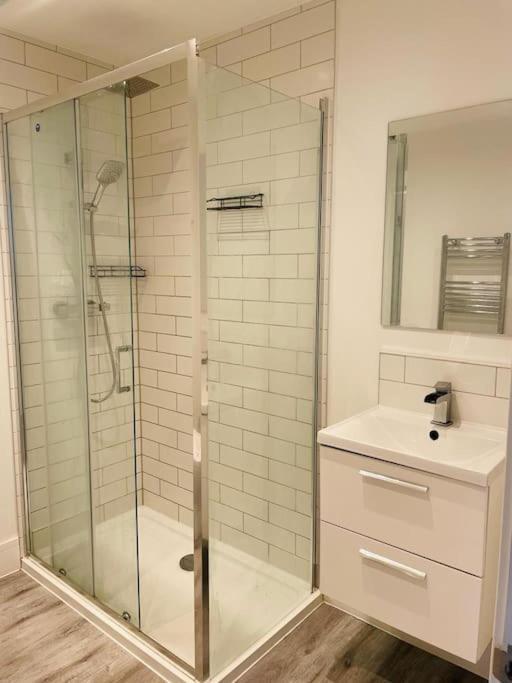Stunning Huge Openplan 2bed Flat Apartment