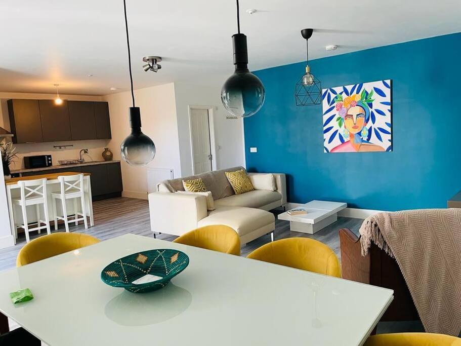 Stunning Huge Openplan 2bed Flat Apartment